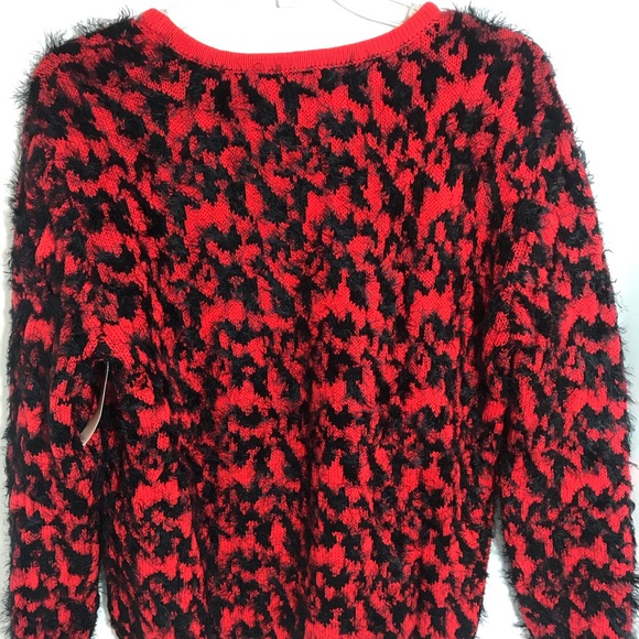 Two by Vince Camuto Eyelash Sweater Red/Black Sm - Picture 3 of 4
